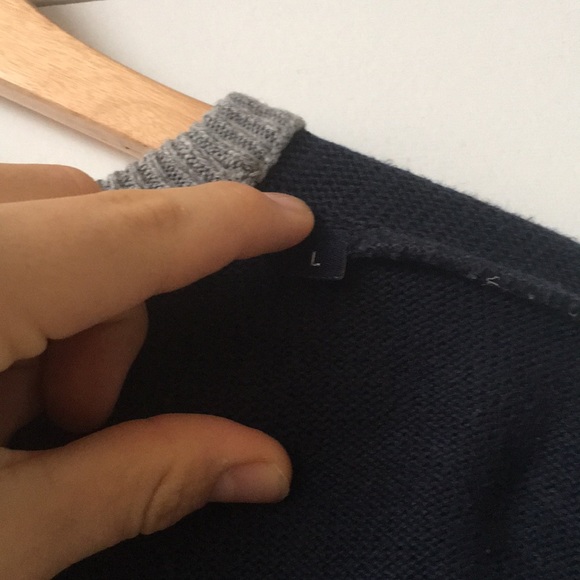 Saks Fifth Avenue Crew Neck - Picture 10 of 10